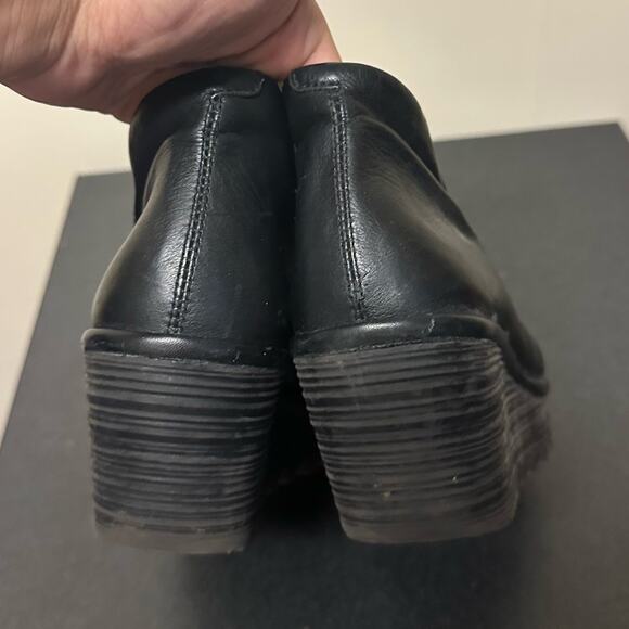 Fly London Yip Leather Wedge Boot Black Leather Size 39 8-8.5 Comfort Shoes - Picture 9 of 14